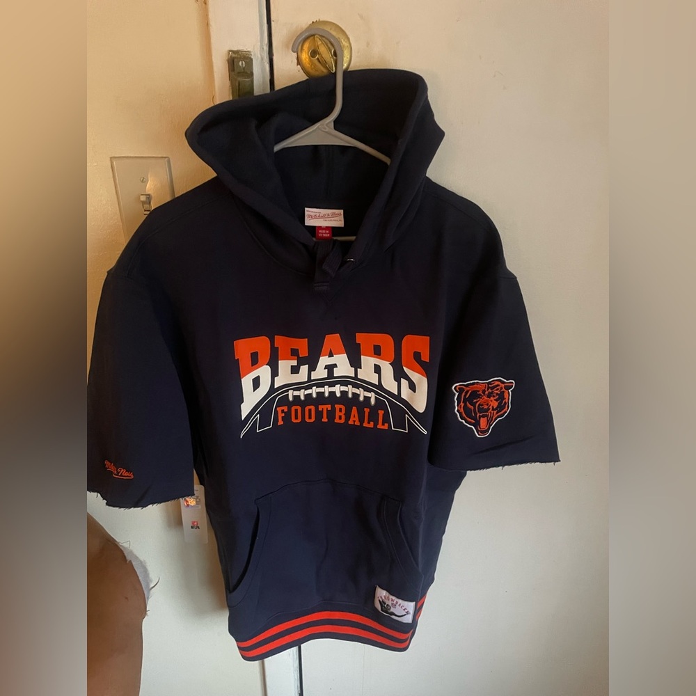 Chicago Bears Mitchell & ness men’s NFL short sleeve hoody L